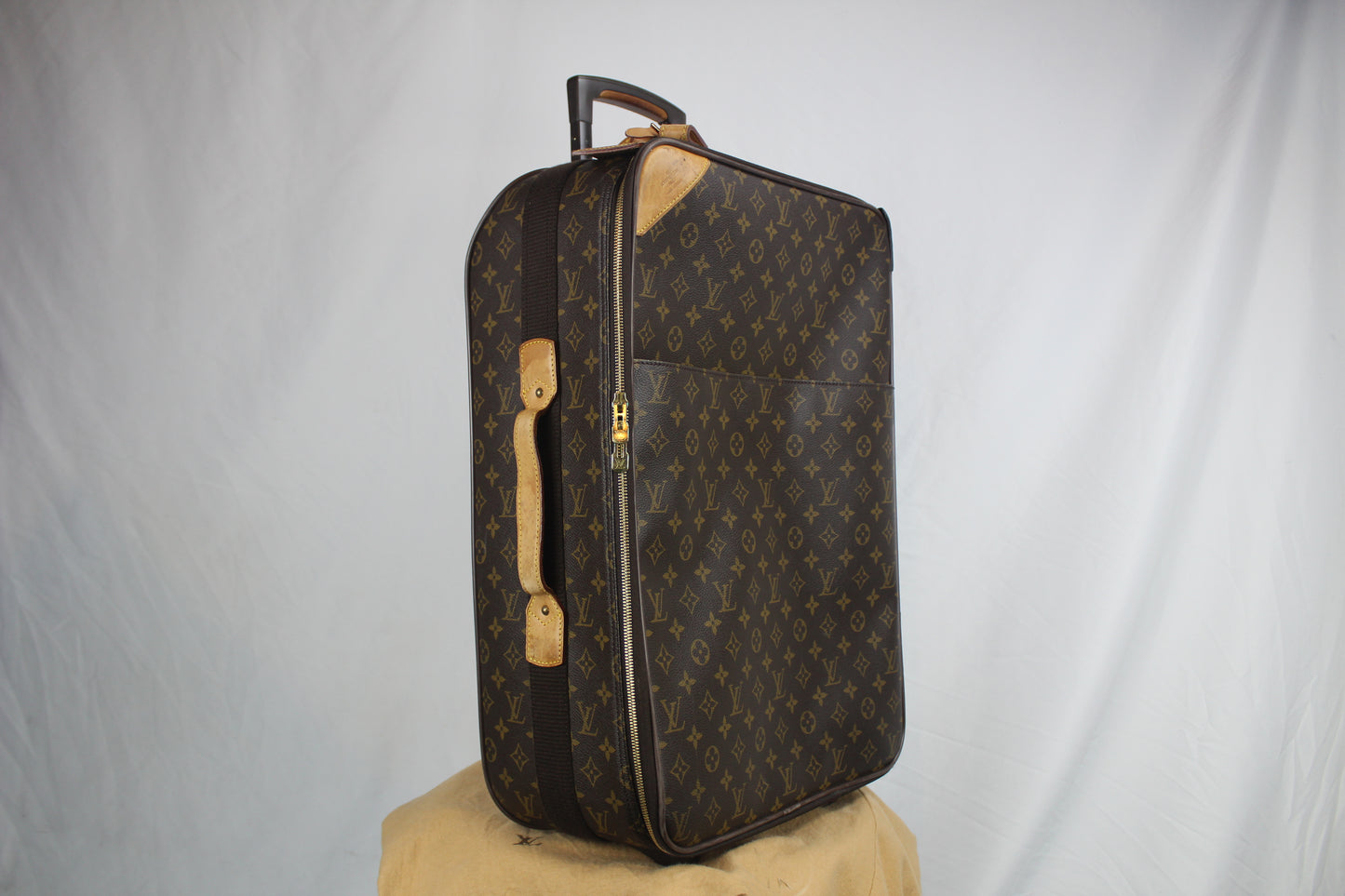 Louis Vuitton Pegase 55
