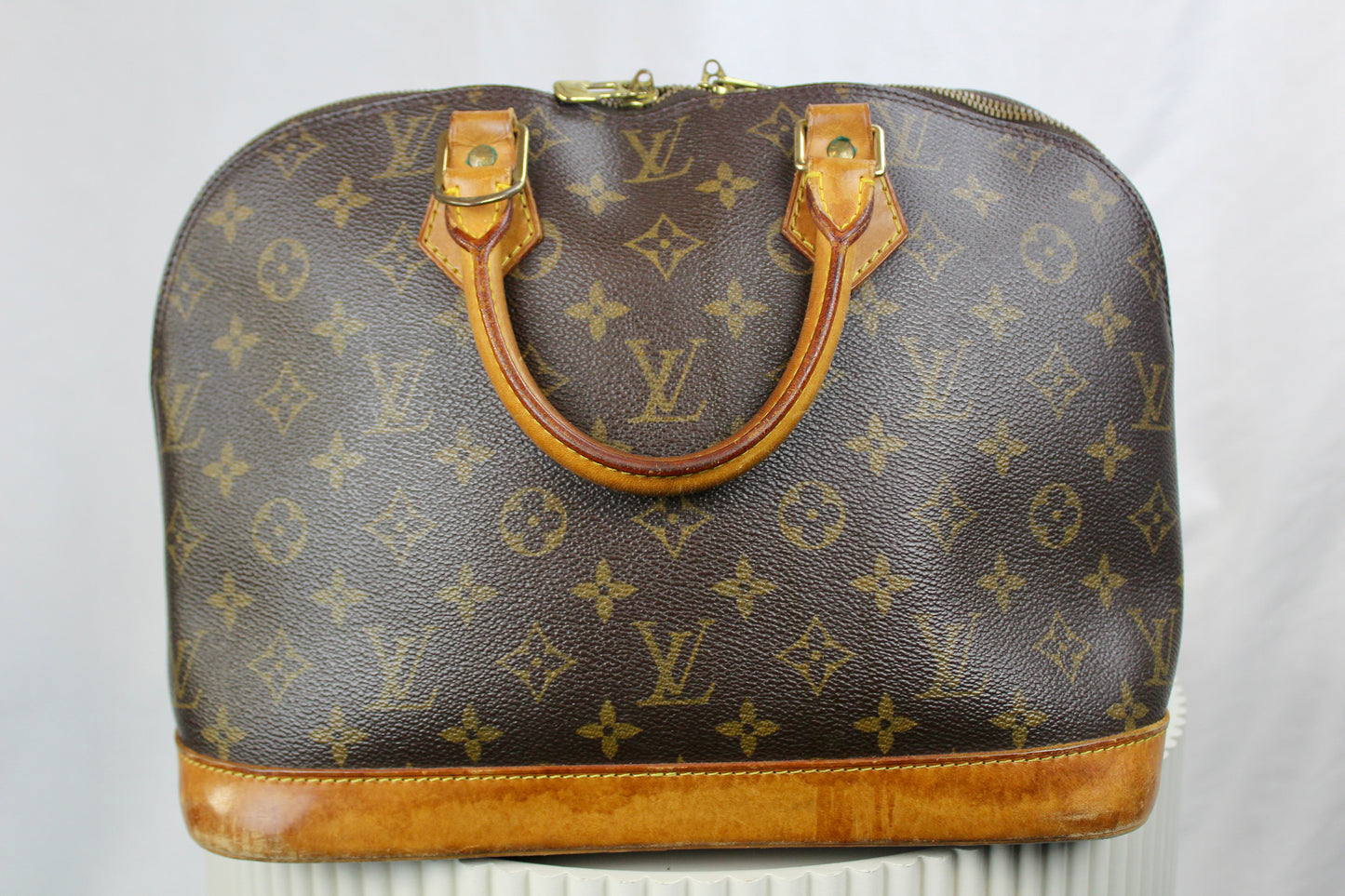 Louis Vuitton Alma