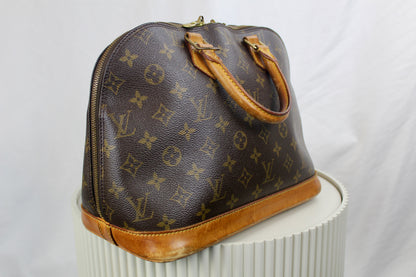 Louis Vuitton Alma