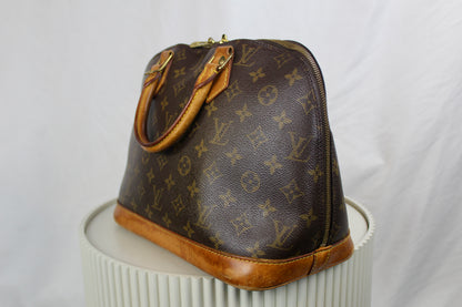 Louis Vuitton Alma