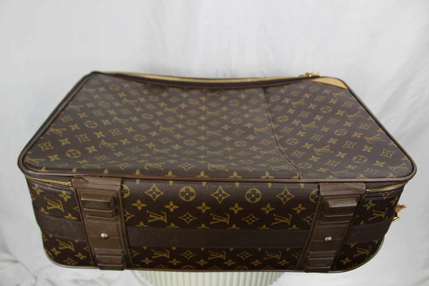 Louis Vuitton Pegase 55