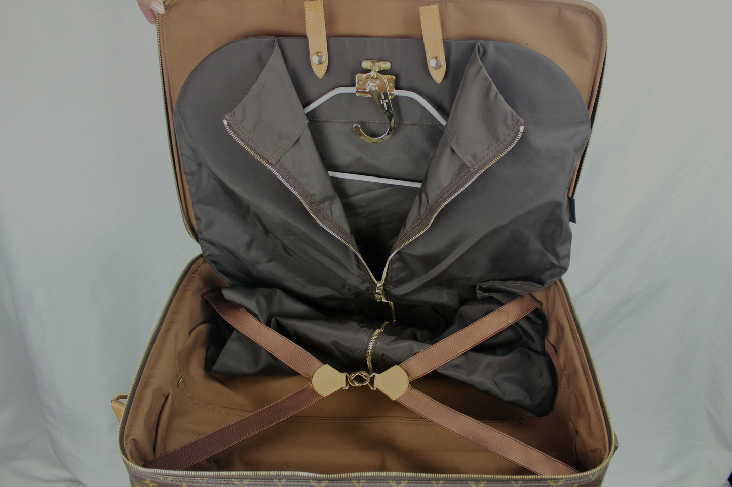 Louis Vuitton Pegase 55