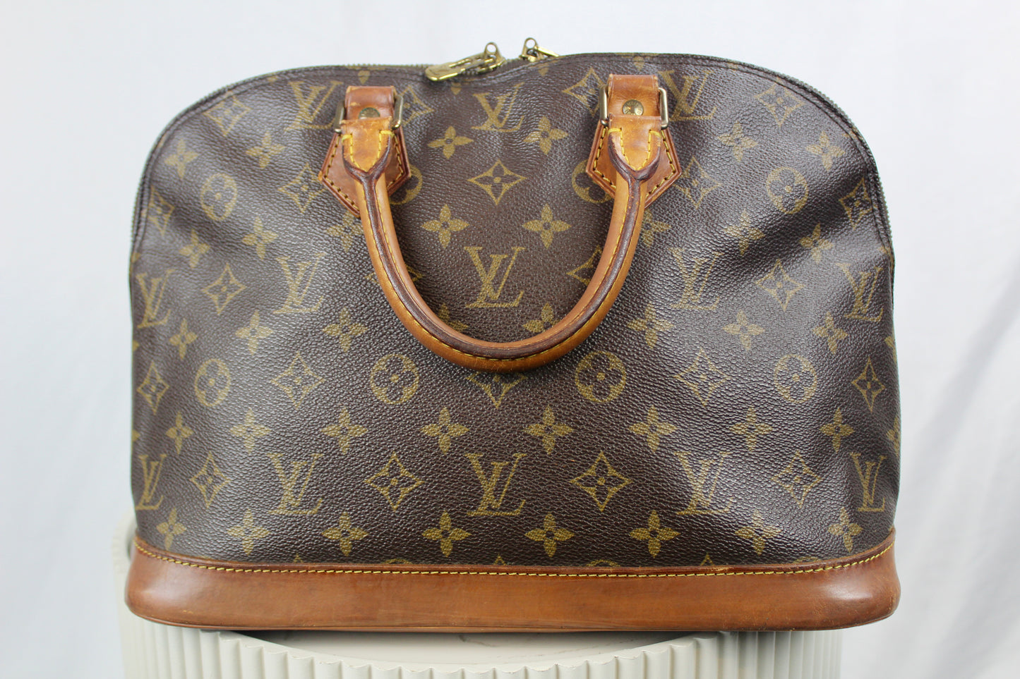 Louis Vuitton Alma