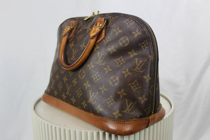 Louis Vuitton Alma