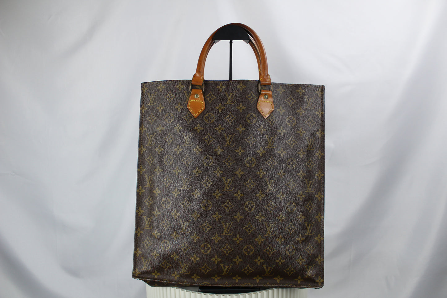 Louis Vuitton Sac Plat