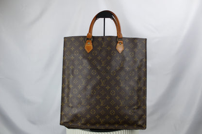 Louis Vuitton Sac Plat