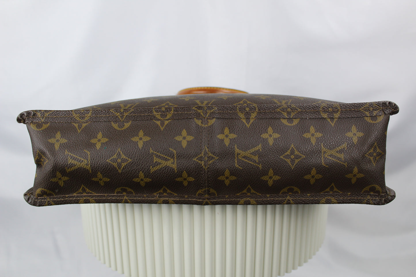 Louis Vuitton Sac Plat