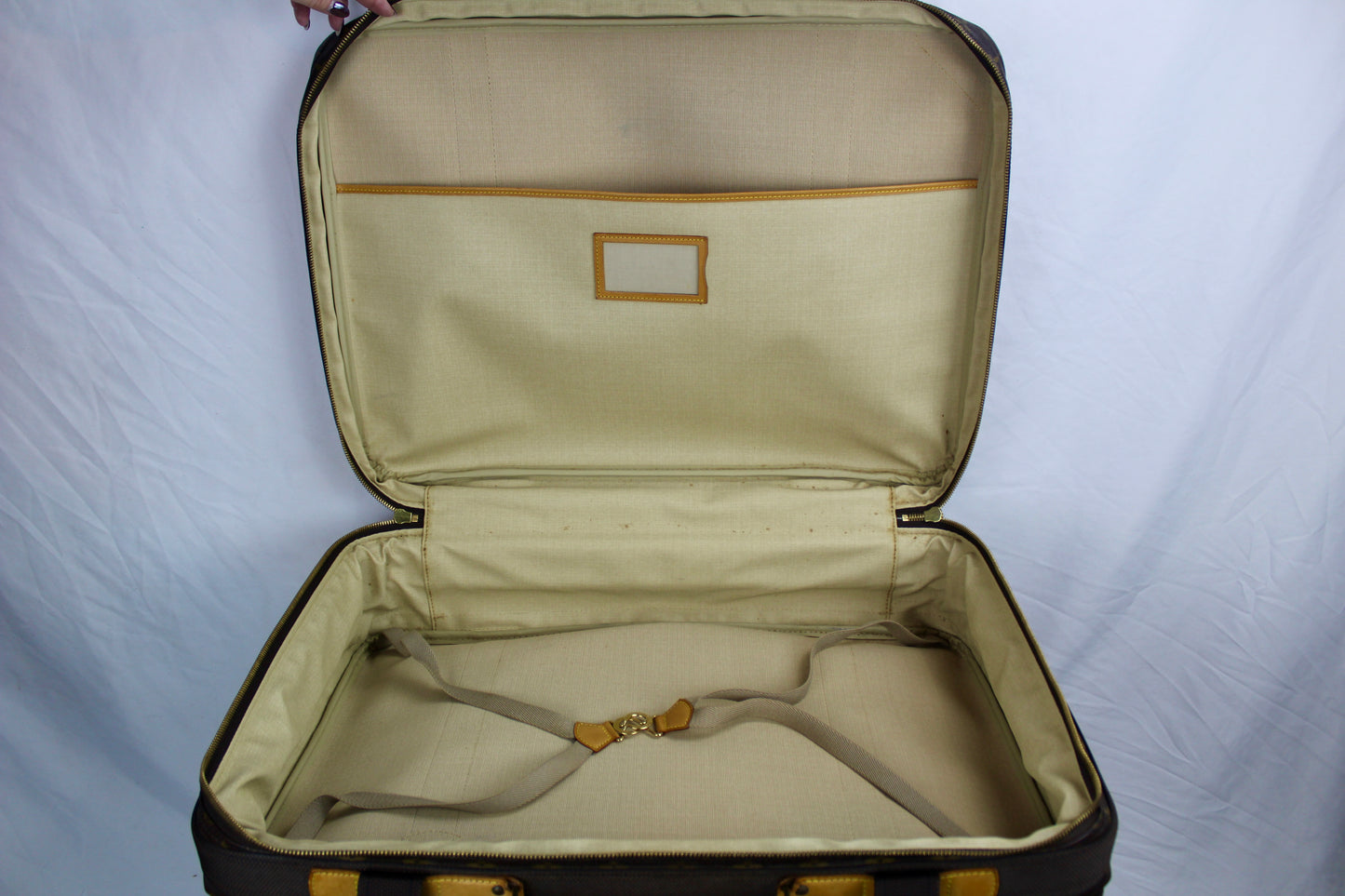 Louis Vuitton Satellite 60