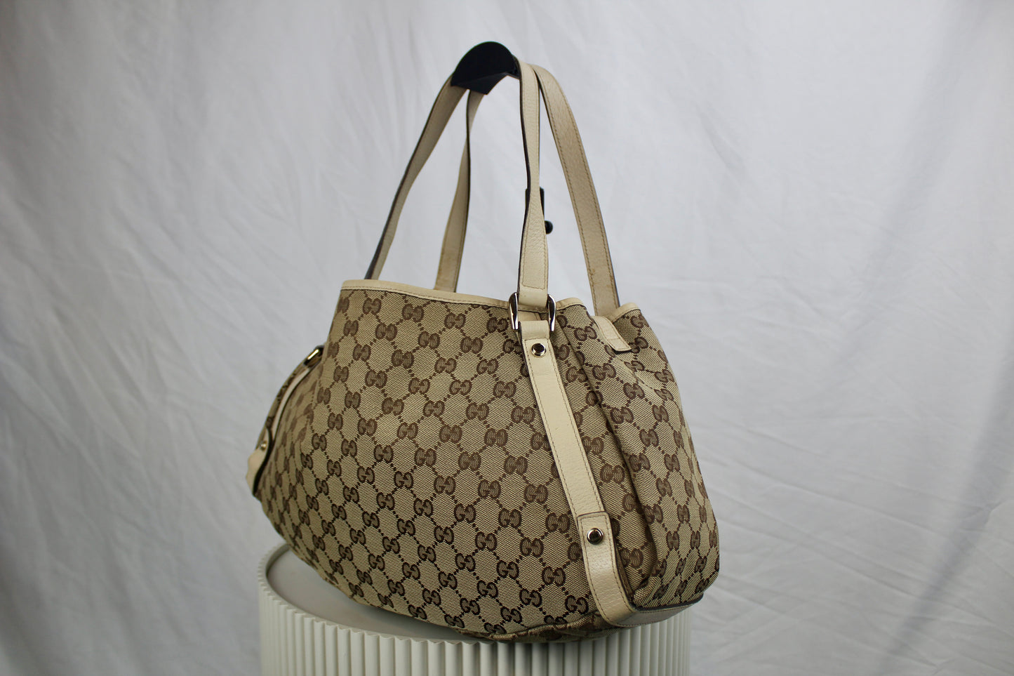Gucci Abbey Tote