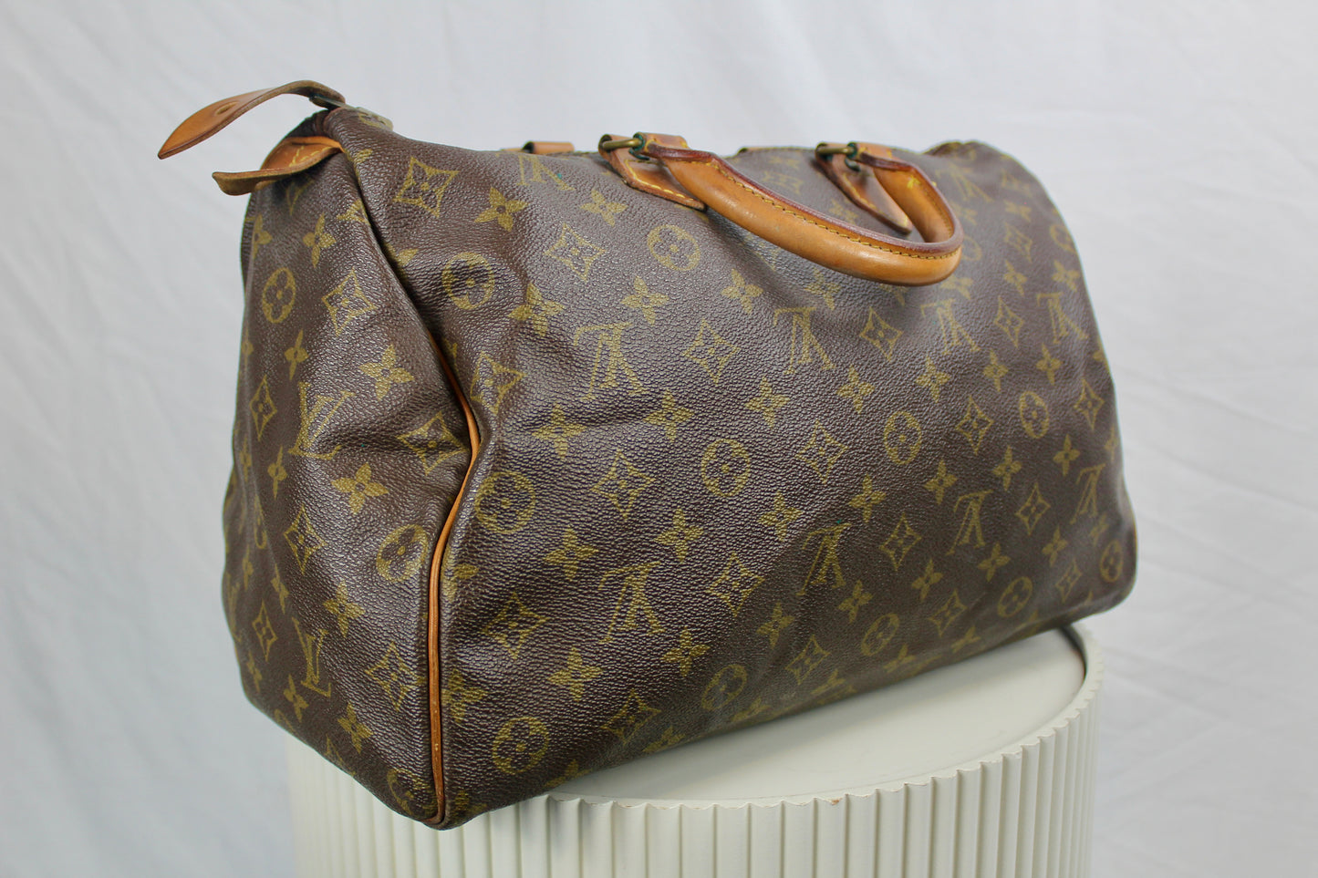 Louis Vuitton Speedy 35