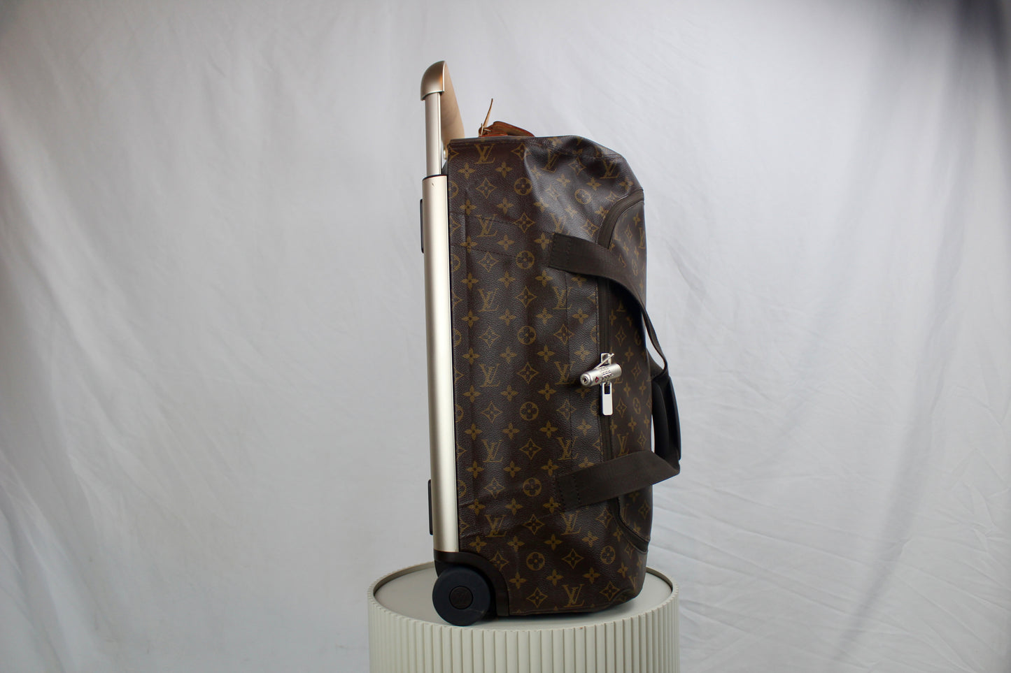 Louis Vuitton Horizon Soft