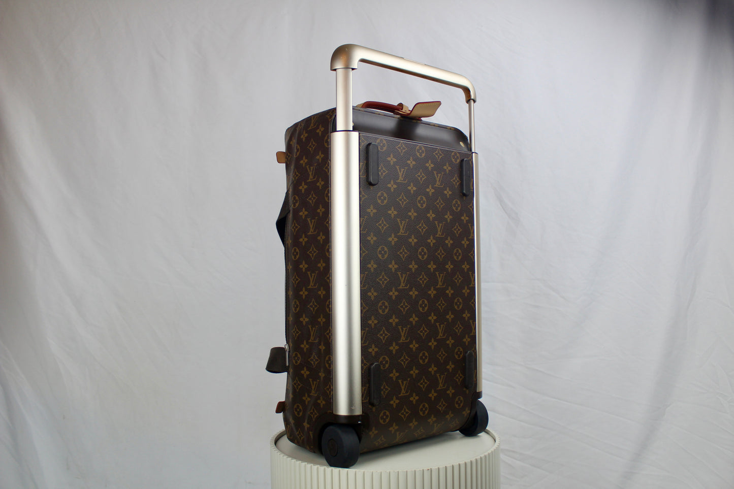 Louis Vuitton Horizon Soft