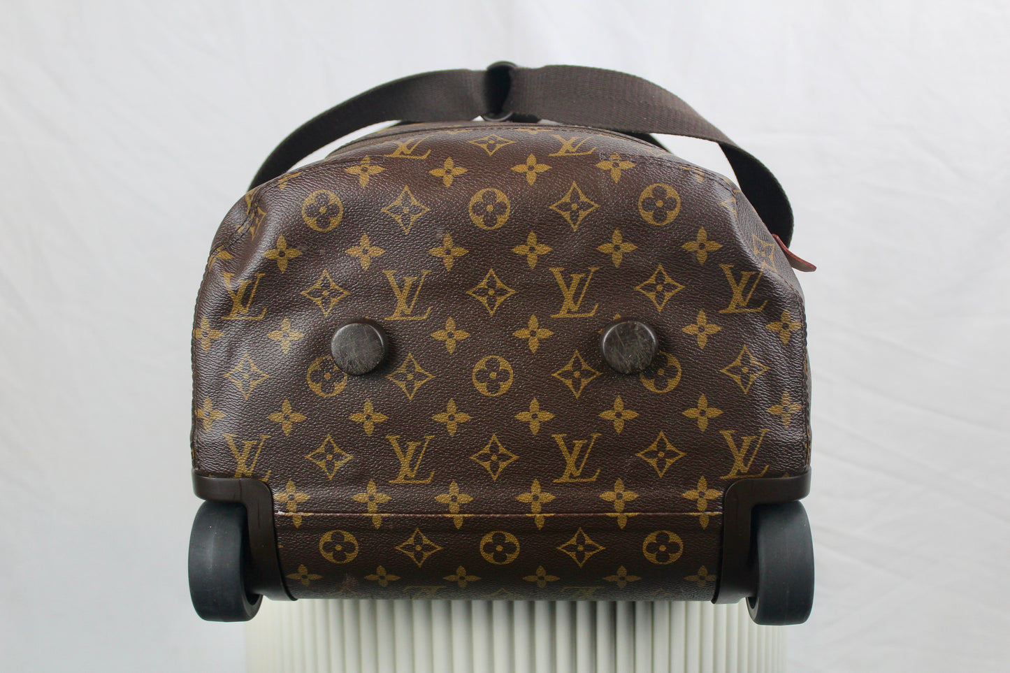 Louis Vuitton Horizon Soft
