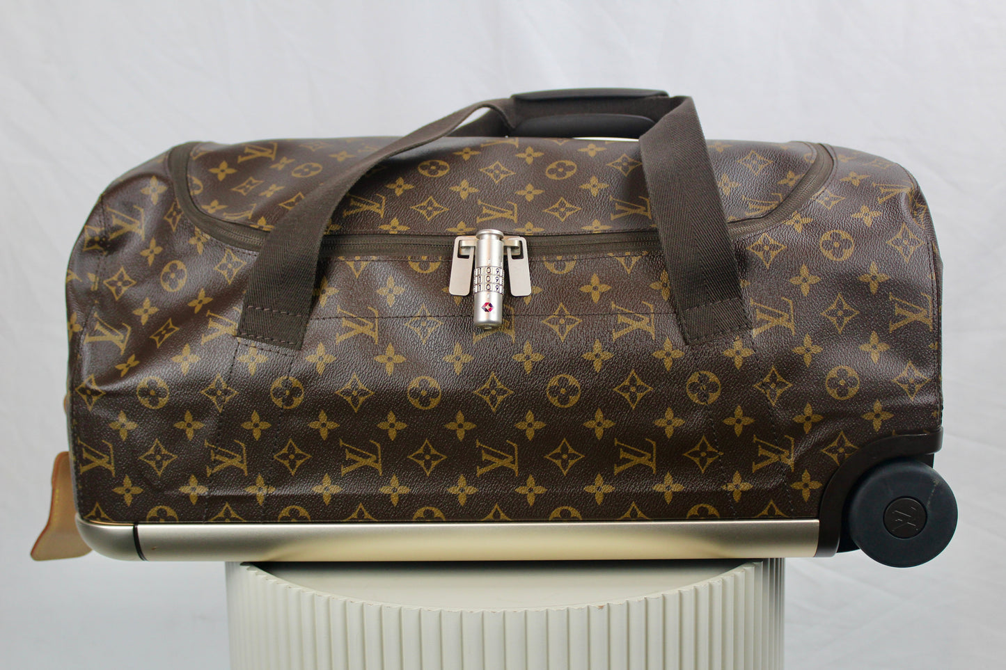 Louis Vuitton Horizon Soft