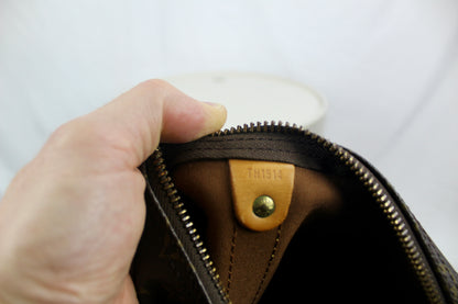 Louis Vuitton Keepall 55 Bandouliere