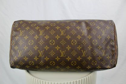 Louis Vuitton Speedy 40