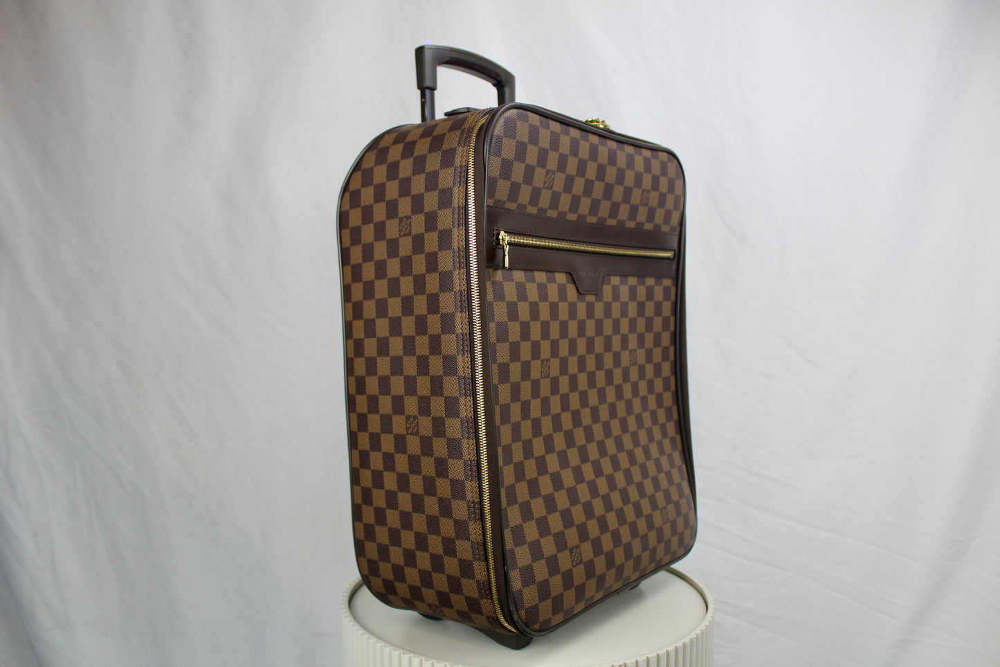 Louis Vuitton Pegase 45 Damier Ebene