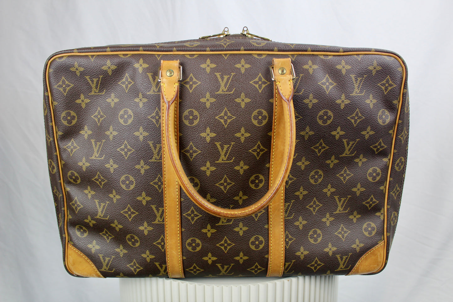 Louis Vuitton Sirius 45