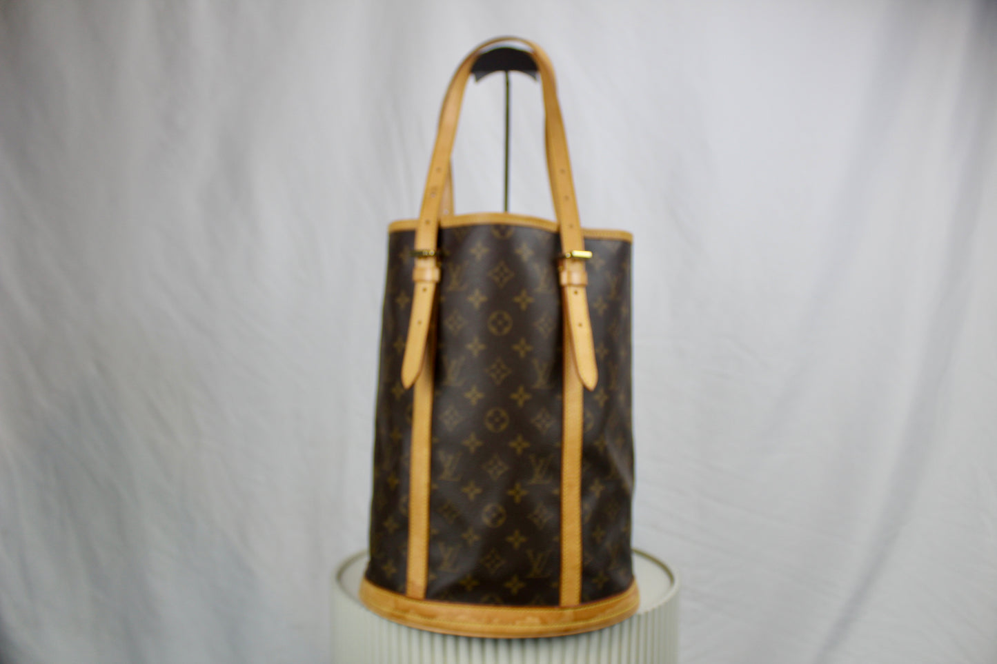 Louis Vuitton Bucket GM