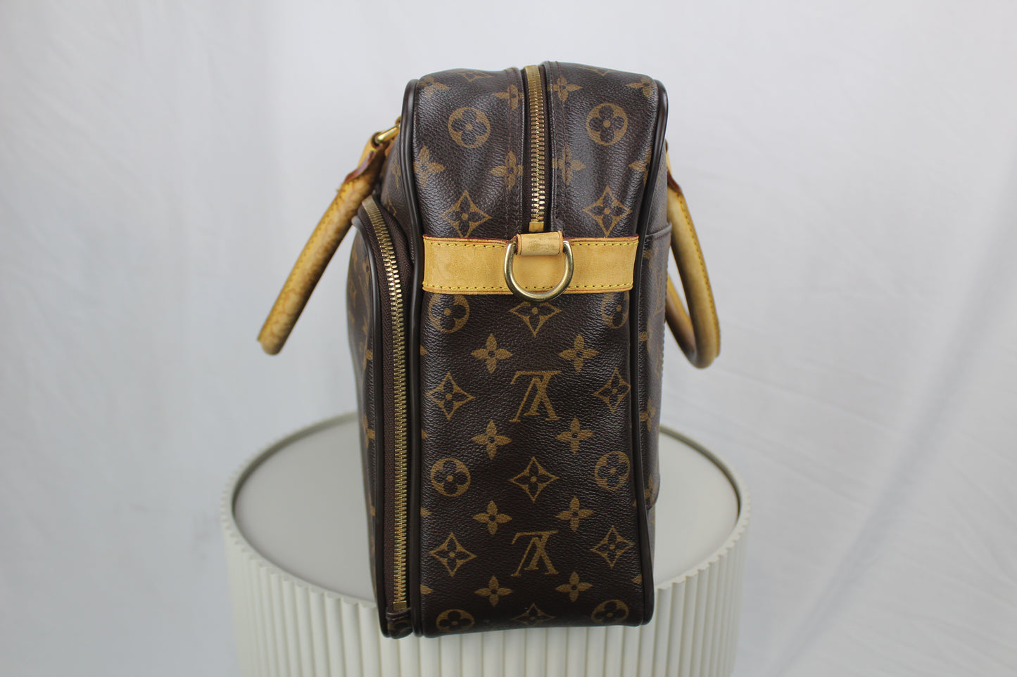 Louis Vuitton Ikar