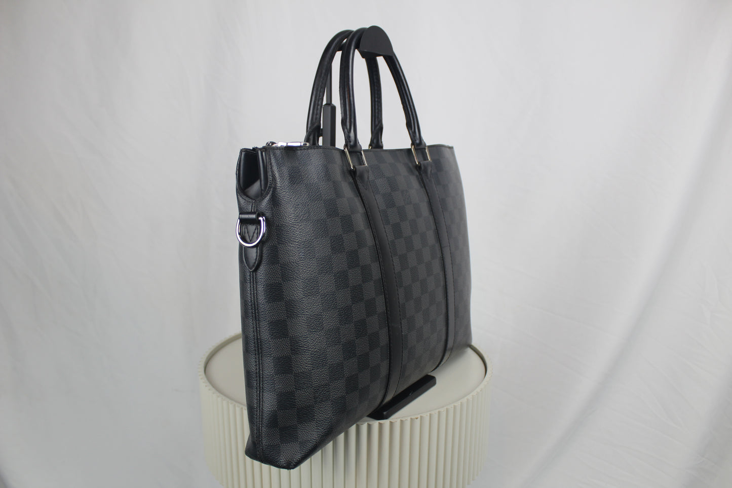 Louis Vuitton Anton Damier Graphite