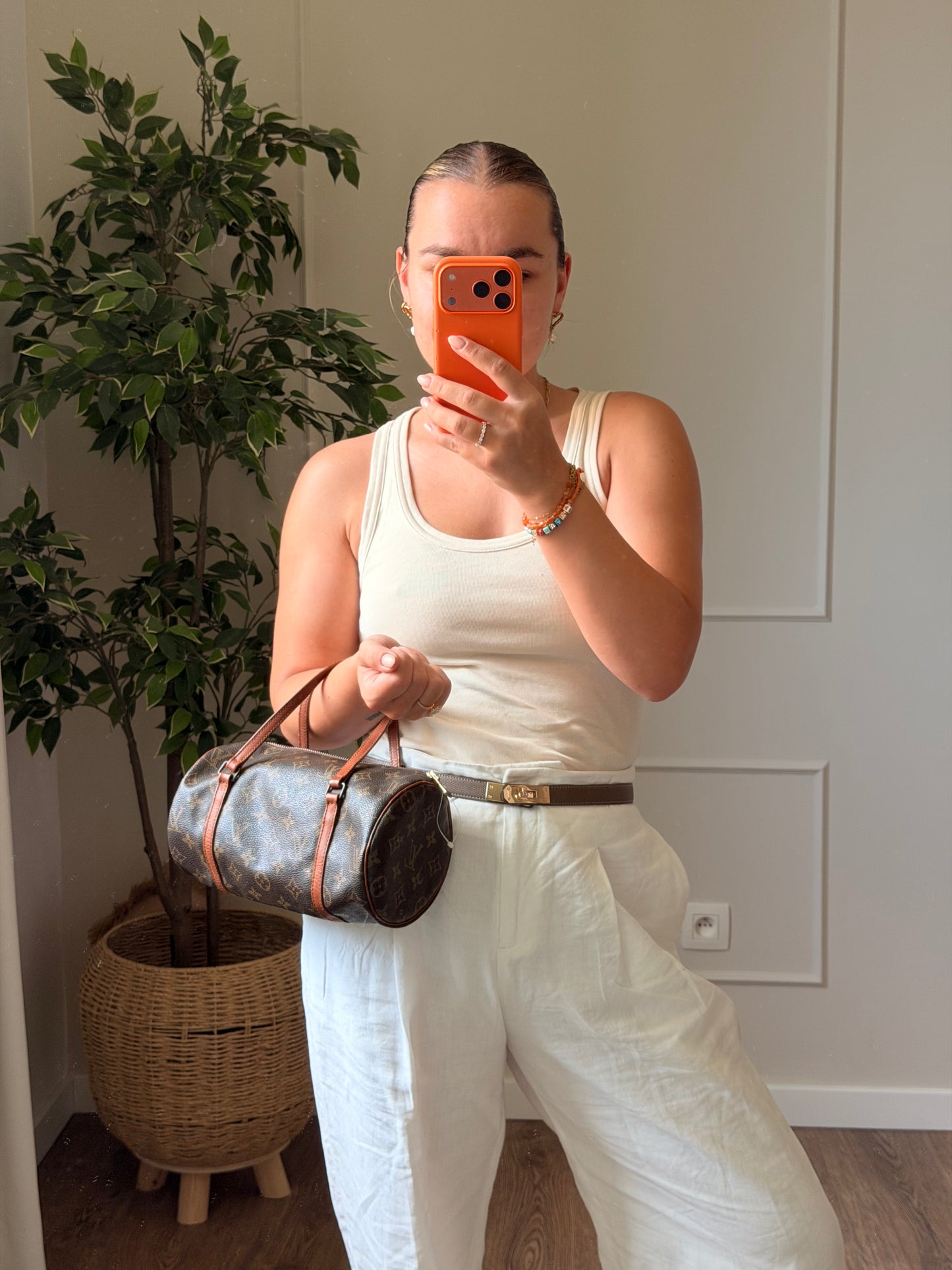 Louis Vuitton Papillon 26