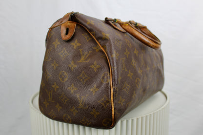 Louis Vuitton Speedy 30