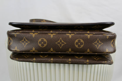 Louis Vuitton Pochette Métis