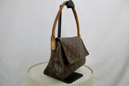 Louis Vuitton Mini Looping