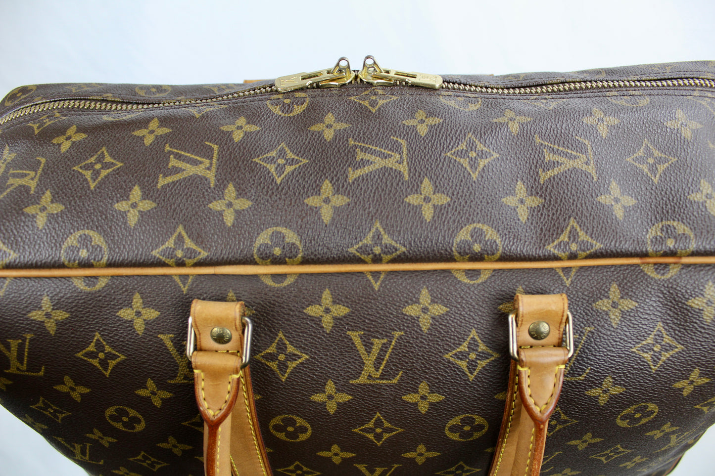 Louis Vuitton Sirius 45