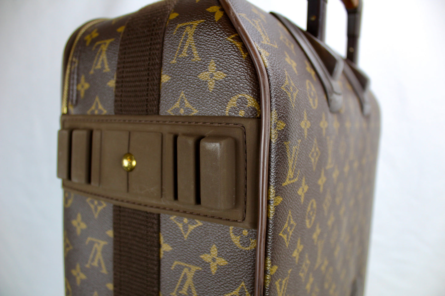 Louis Vuitton Pegase 55