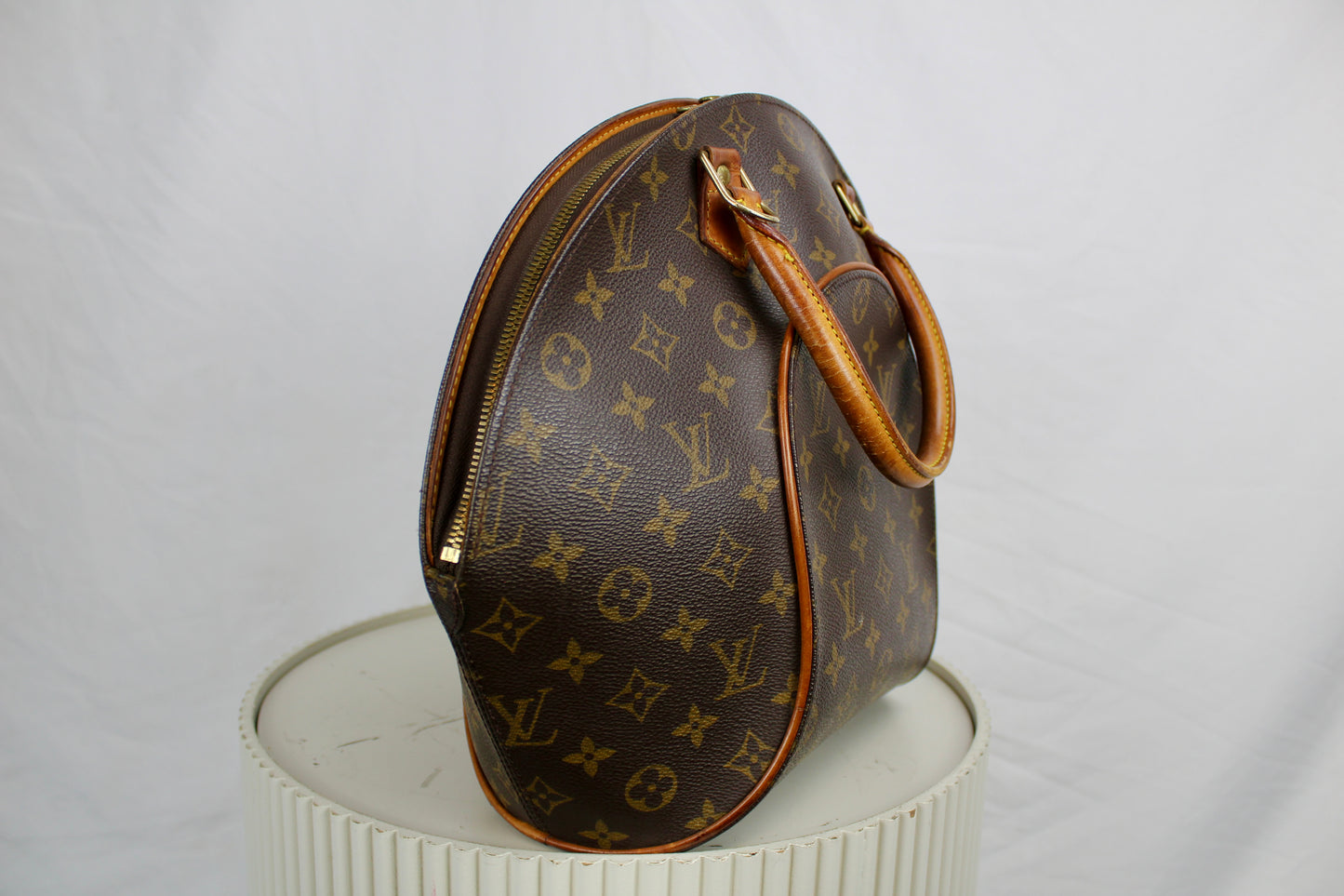 Louis Vuitton Ellipse MM