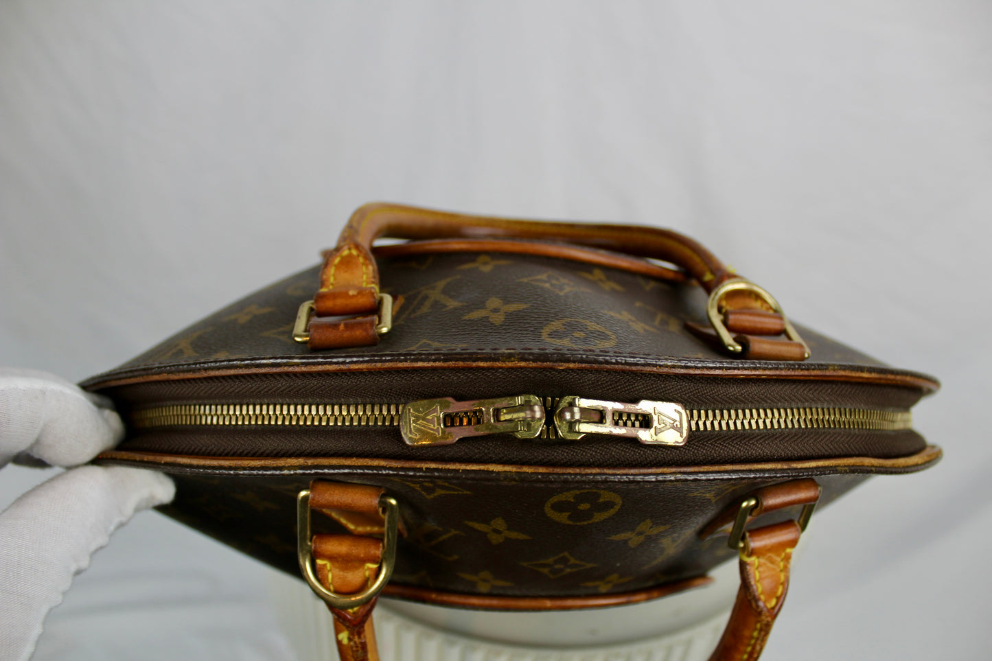 Louis Vuitton Ellipse MM