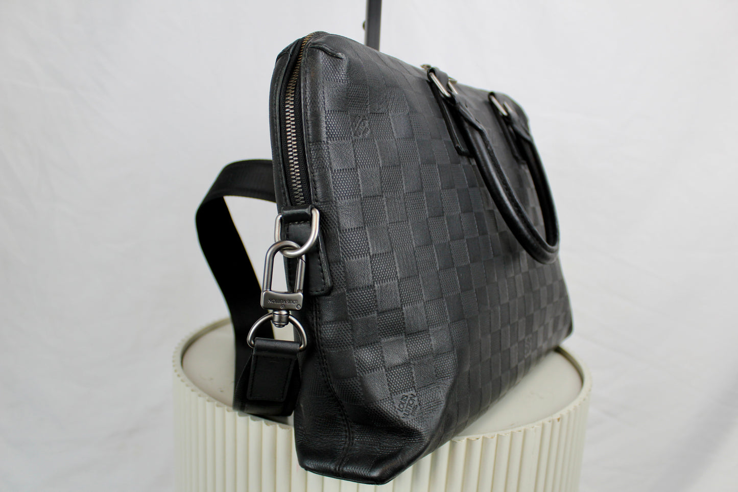 Louis Vuitton Porte Documents Onyx