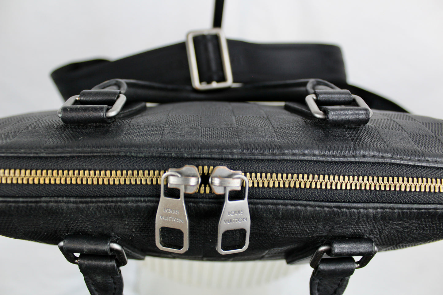 Louis Vuitton Porte Documents Onyx