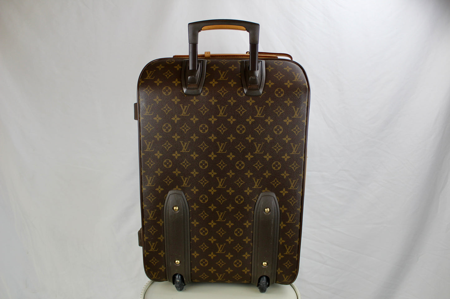 Louis Vuitton Pegasé 55