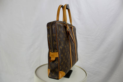 Louis Vuitton Porte Documents Voyage