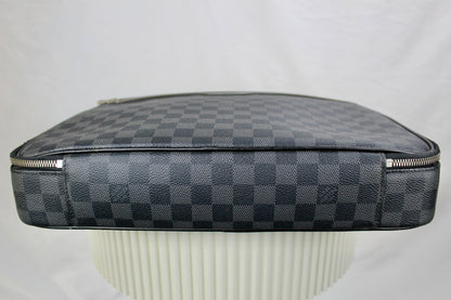 Louis Vuitton Damier Graphite Steve