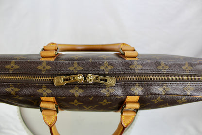 Louis Vuitton Porte Documents Voyage