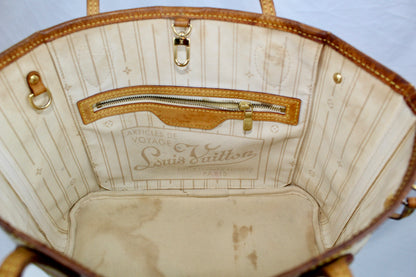 Louis Vuitton Neverfull PM