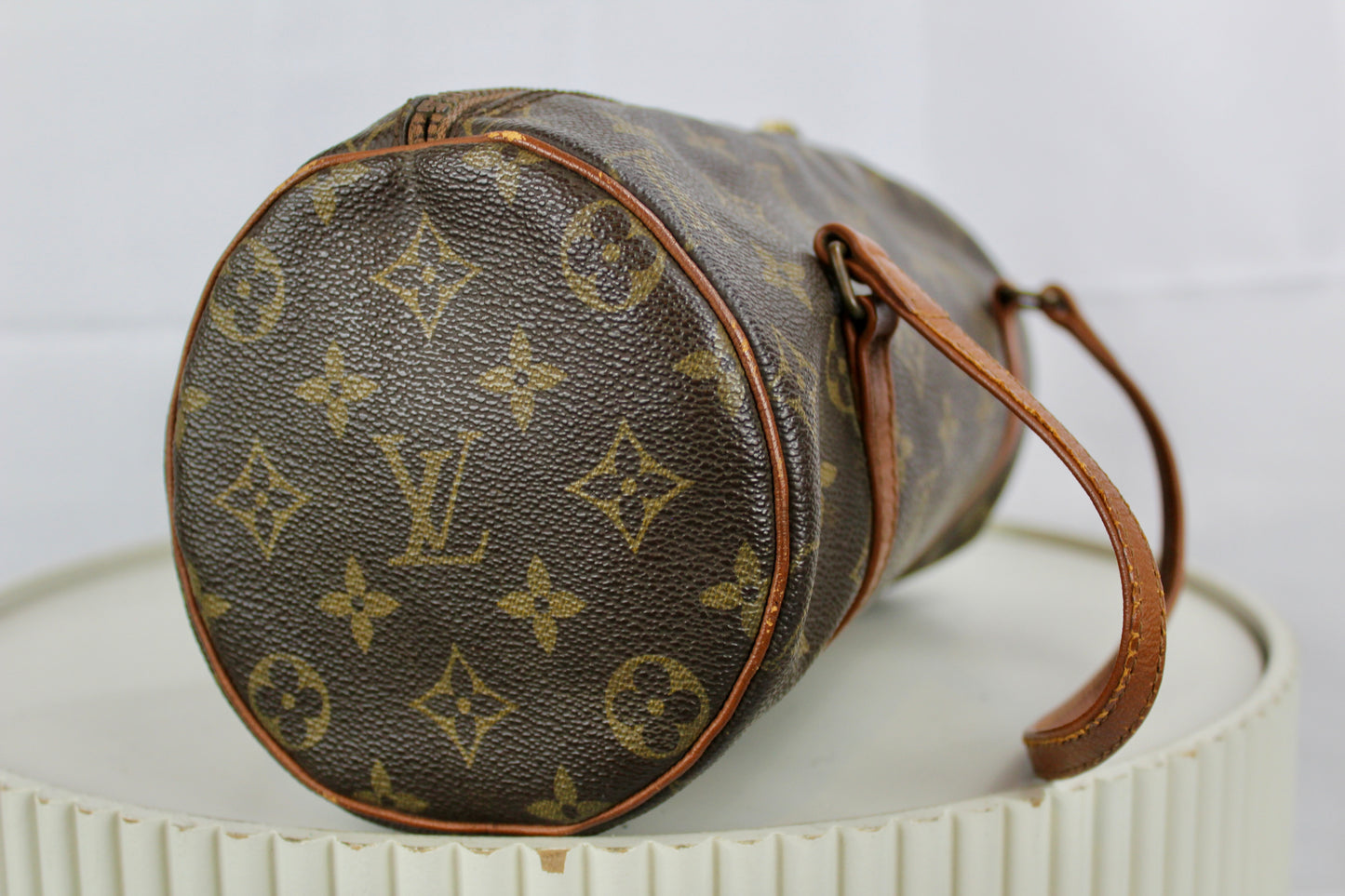 Louis Vuitton Papillon 26
