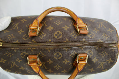 Louis Vuitton Speedy 30