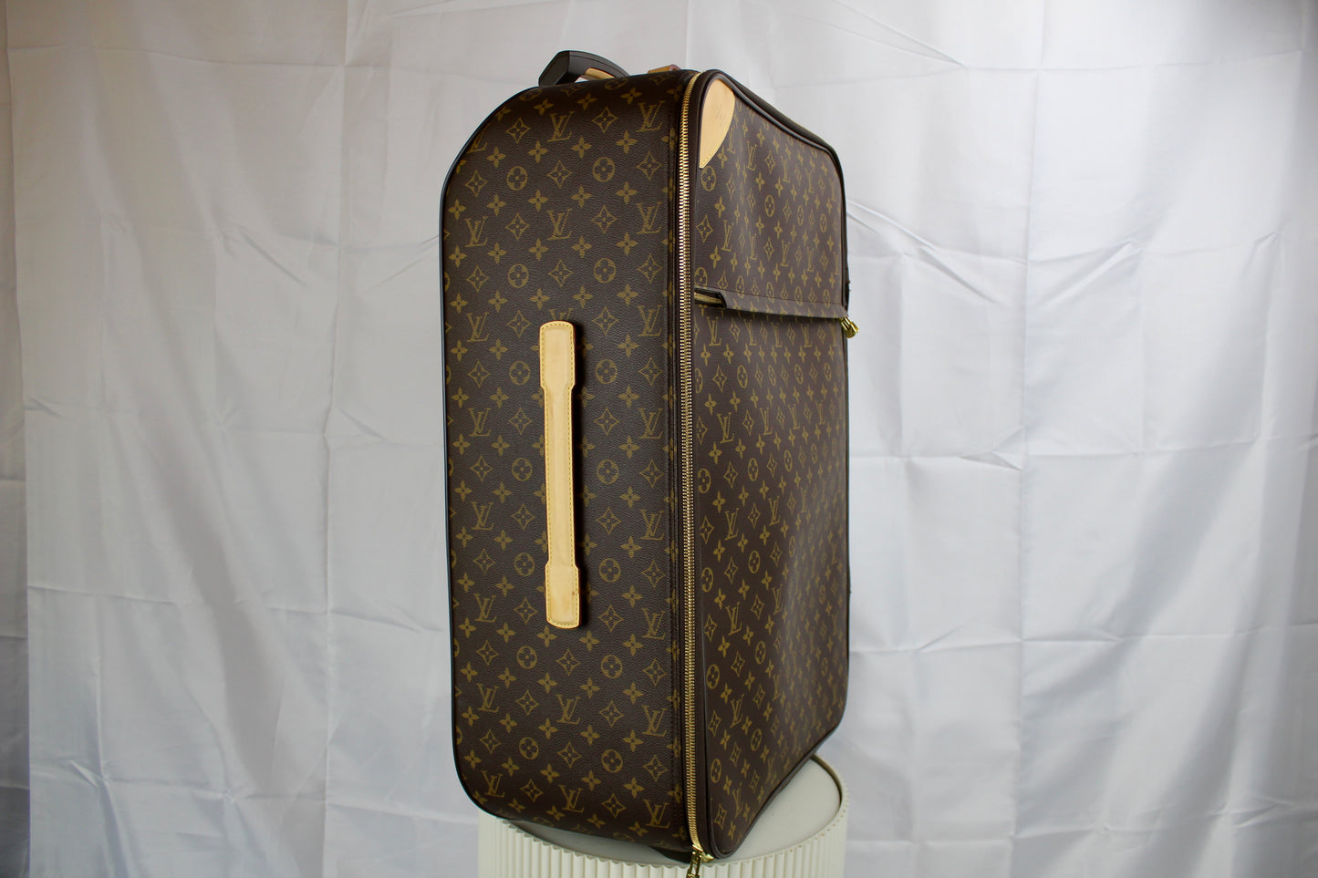 Louis Vuitton Pegase 65