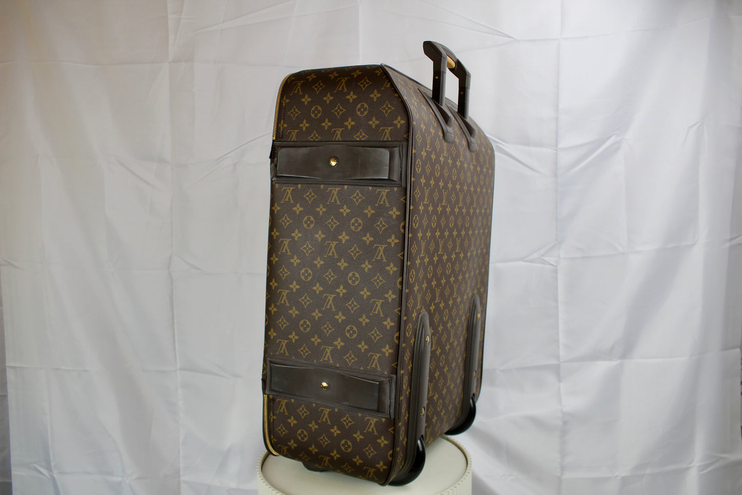 Louis Vuitton Pegase 65