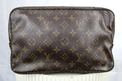 Louis Vuitton Trousse Toilette