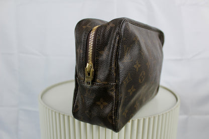 Louis Vuitton Trousse Toilette