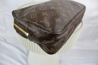Louis Vuitton Trousse Toilette