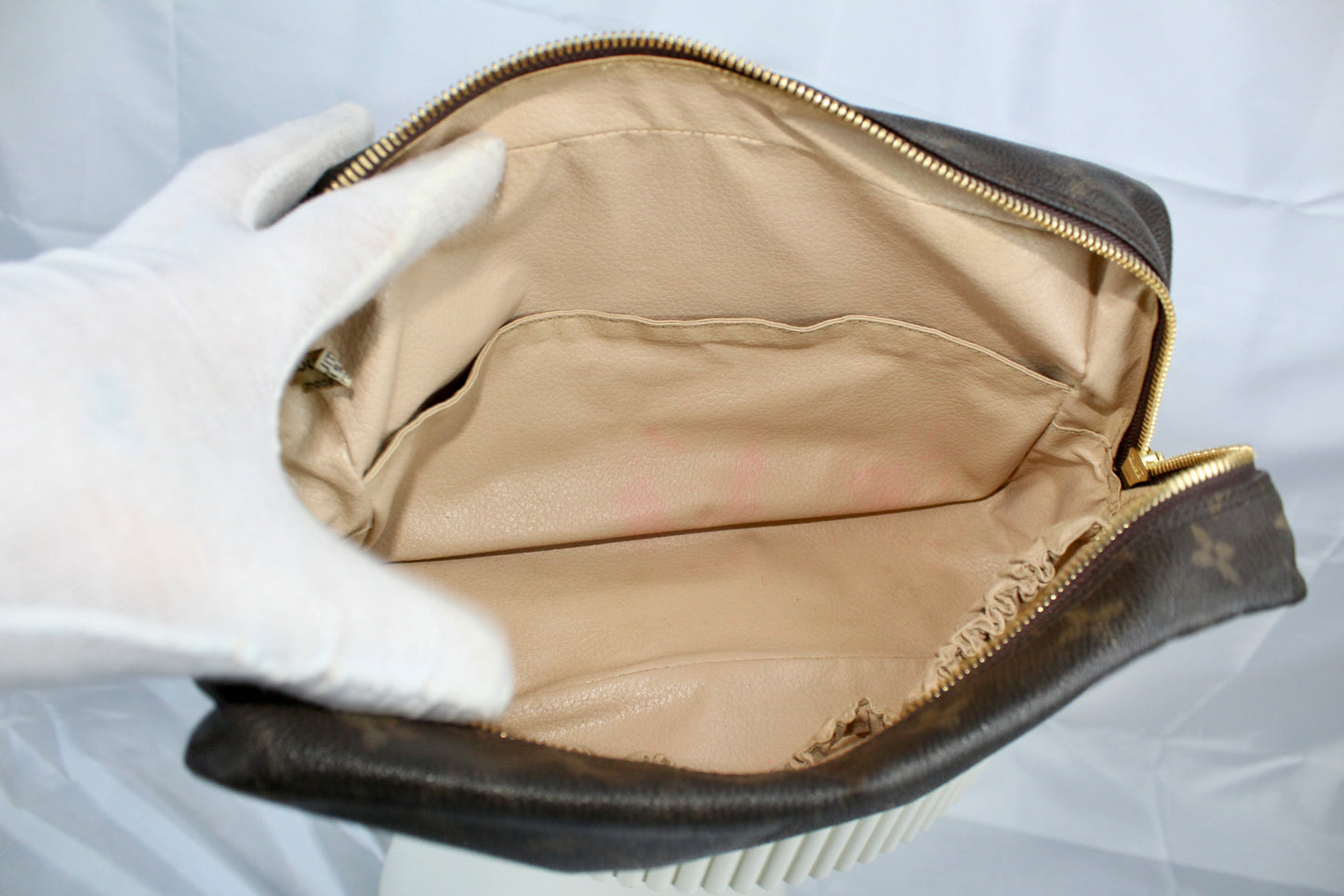 Louis Vuitton Trousse Toilette