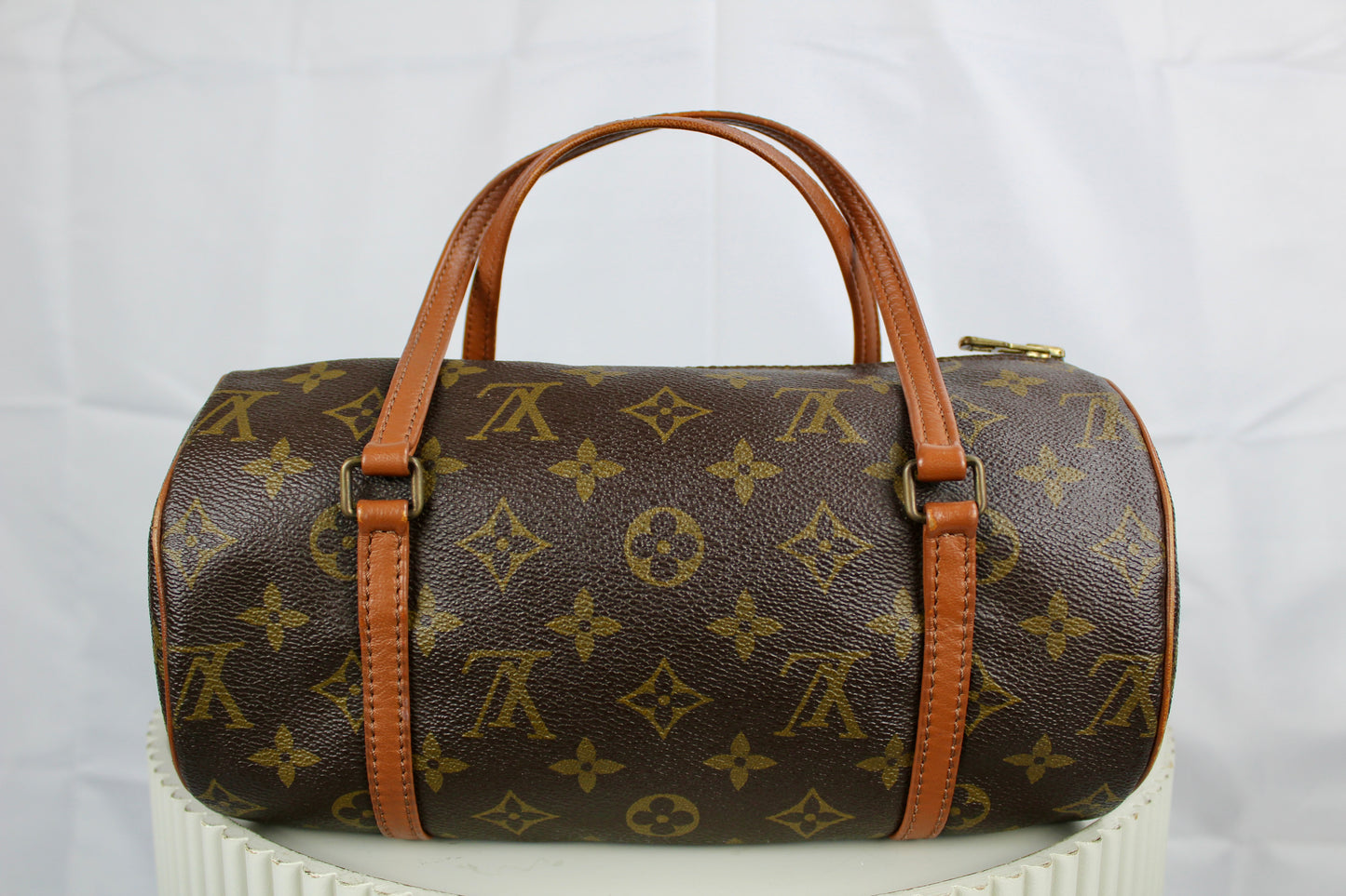 Louis Vuitton Papillon 26
