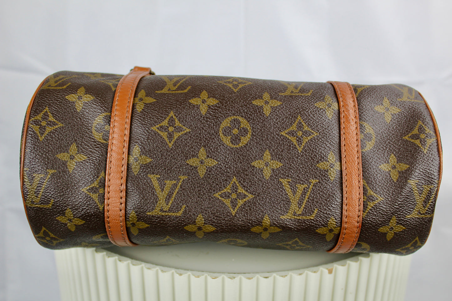 Louis Vuitton Papillon 26